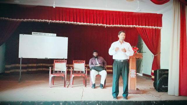 CSR Organized by Golden College at Aligar Maha Vidyalaya - Kal Eliya